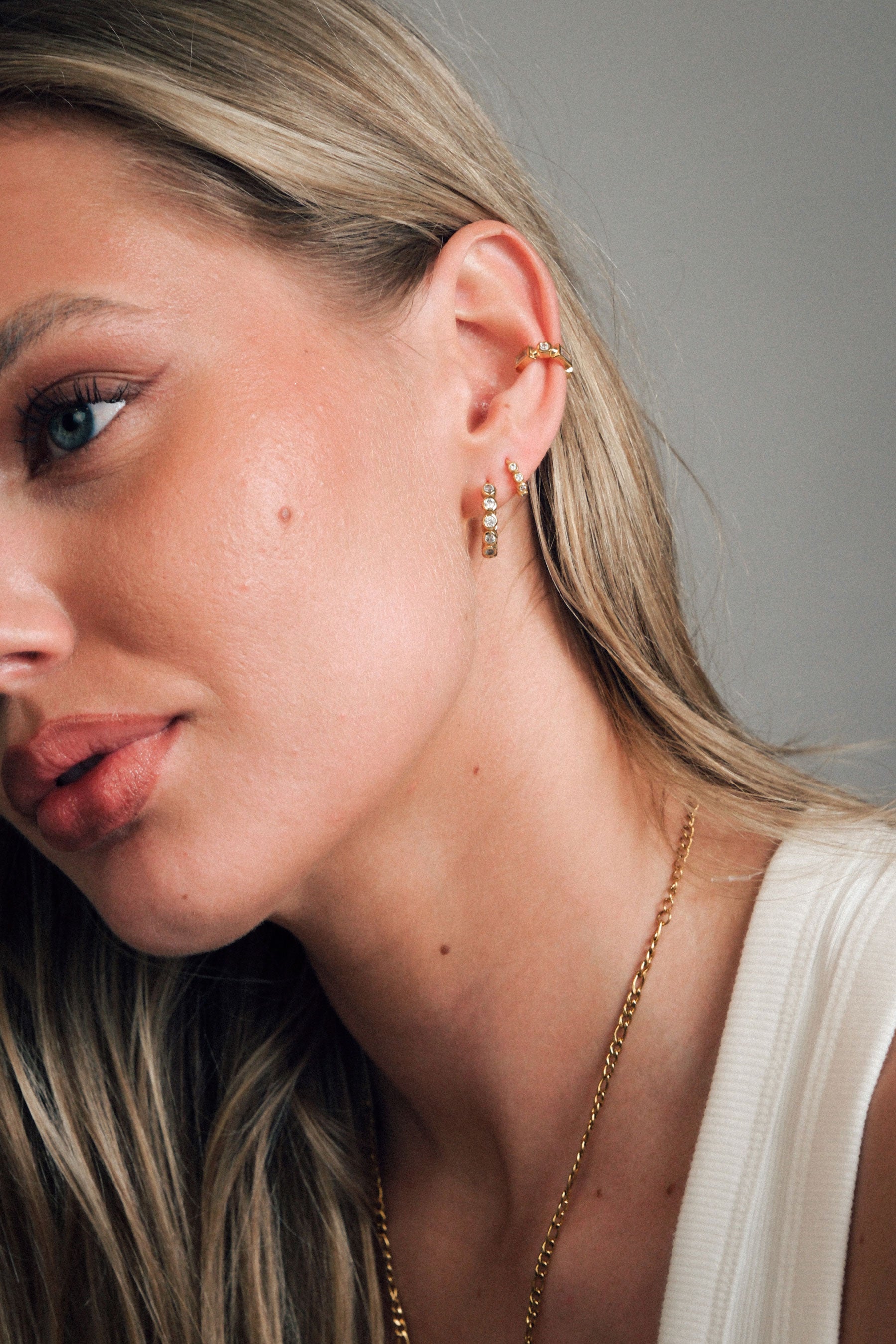 Eclipse Earrings - White