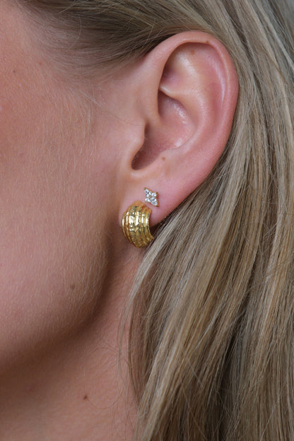 Oceana Studs Mini